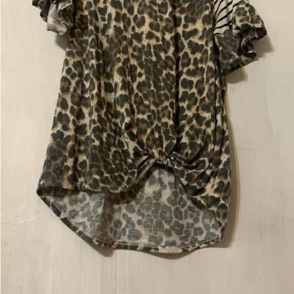 Leopard Print Women's Top - Picture 1 of 1